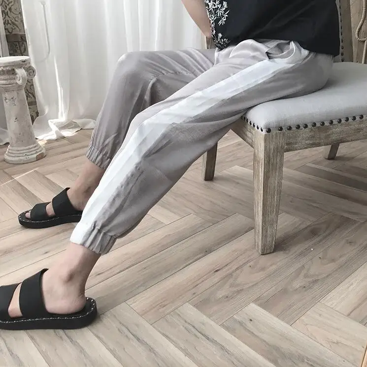 

2018 new summer thin ice smoothness silk skid stretch pants.