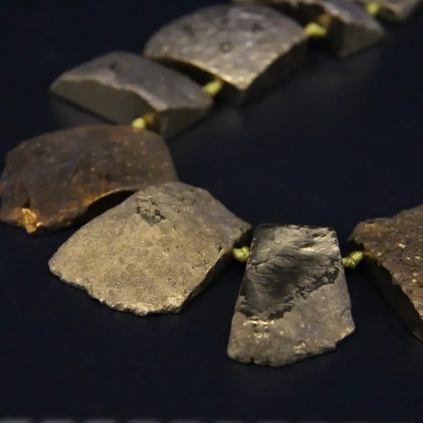 15 5 &quot/нитка из натурального агата золотого Титана верхние просверленные