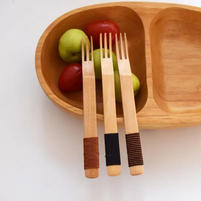 

13.5x1.2cm friendly Japanese wood fruit fork three tine fork wooden cake dessert forks flatware gift F20173361
