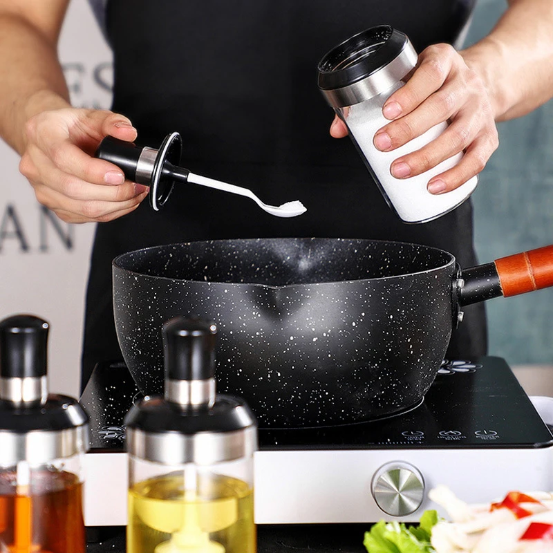 Practical Seasoning Bottle Durable Pepper Salt Sauce Condiments Container Spice Ketchup Bottle Kitchen Seasoning Storage Tool
