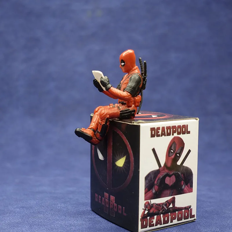 Супер анти герой Дэдпул специальные силы чтения автомобиль украшения стол Дети