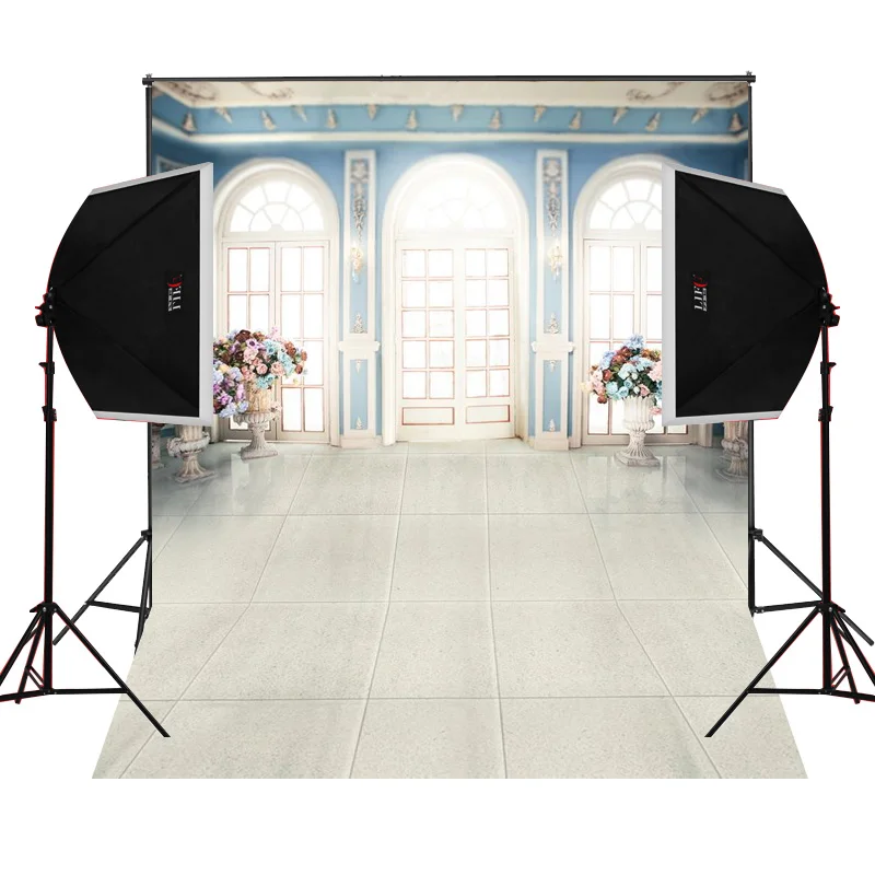 Белая ваза цветы живописные для детей фото камеры fotografica studio винил фотографии