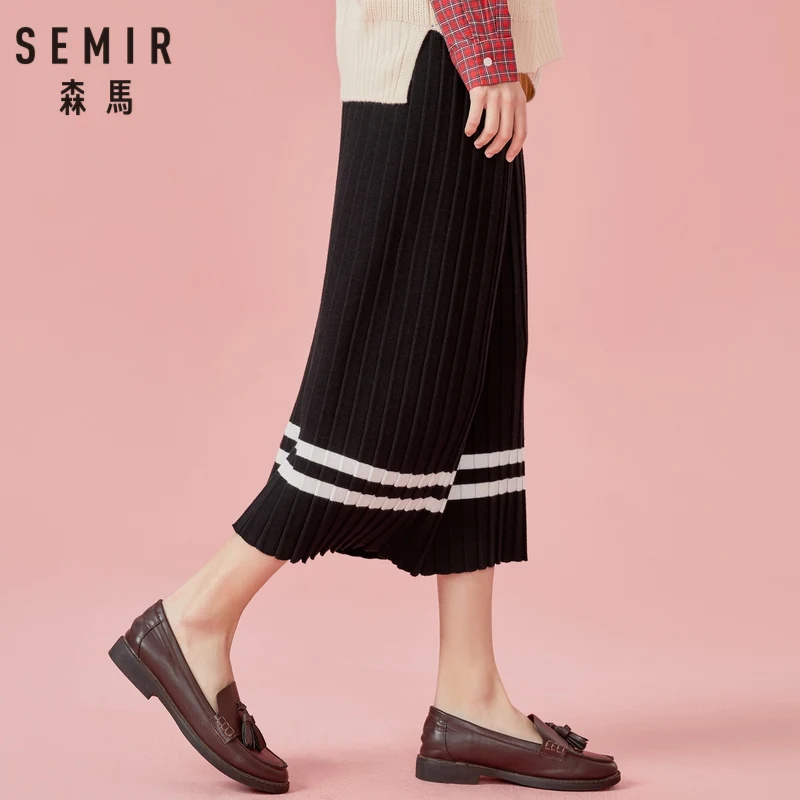 Женская плиссированная юбка SEMIR трикотажная в рубчик с контрастными полосками на