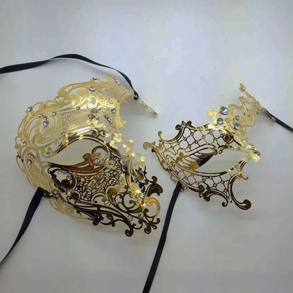 Для влюбленных пар с металлическая филигрань половина черепа одним глазом