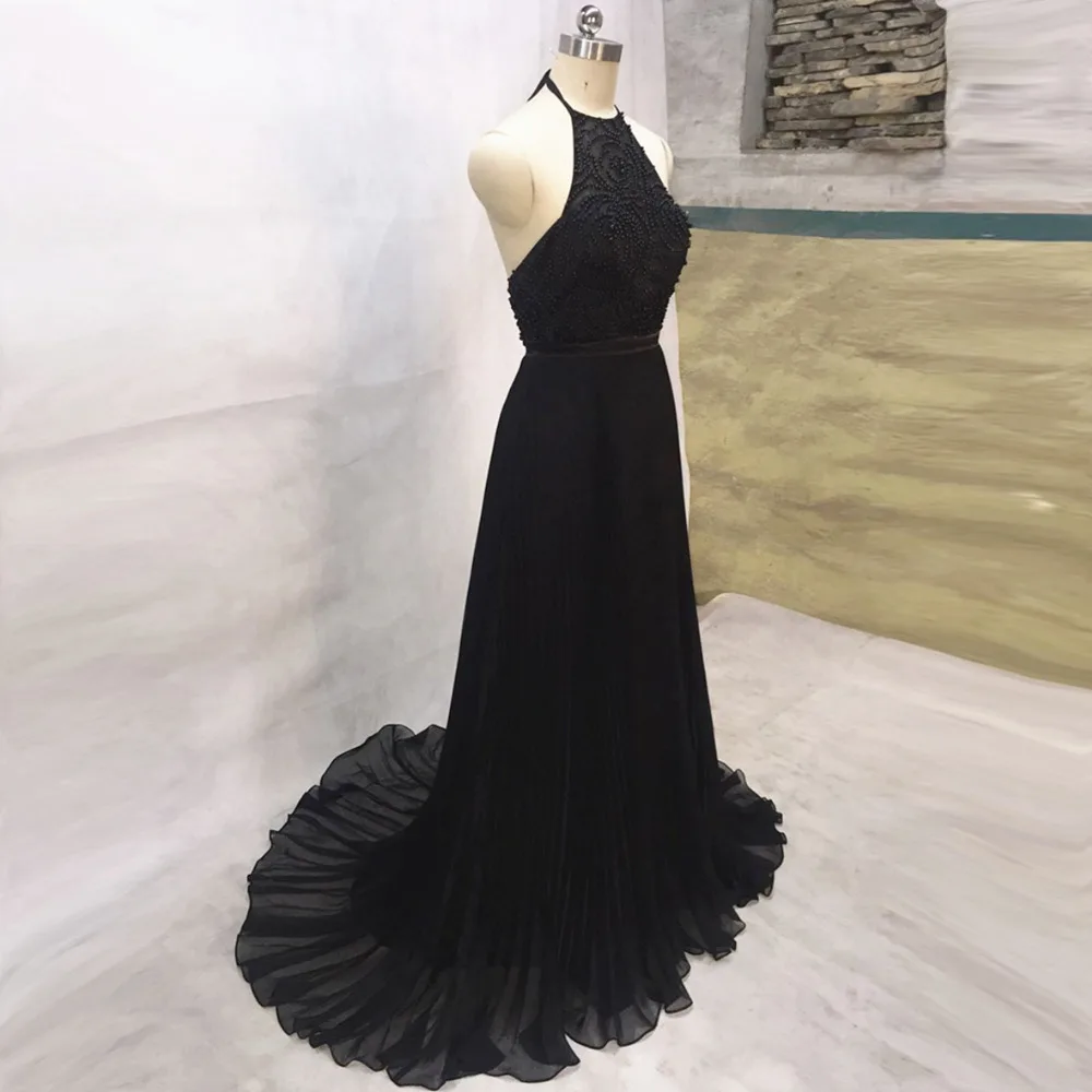 Шифоновые длинные вечерние платья на тонких бретельках черные с бисером 2020