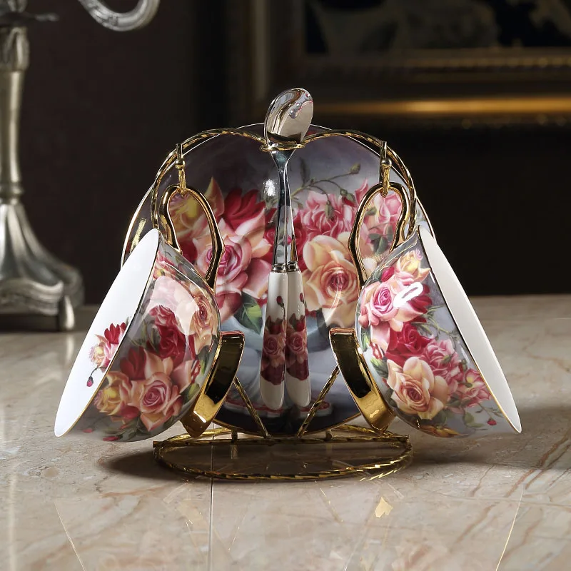 2cups 2saucers Европейский высококачественный набор кофейных чашек из костяного фарфора, креативный Британский цветочный чайный набор чашек, Пномпень, чашка и блюдце, подарочный набор - Цвет: 2cups 2saucers