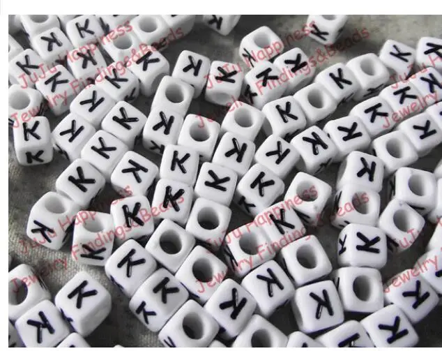 letter K Модные Акриловые бусины с буквами алфавита DIY для браслета кубика DIY россыпью пластиковые бусины от A до Z 10 мм xyb001 - Цвет: letter K