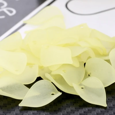 Light Yellow 100 шт 20 мм лепестки лотоса Матовые акриловые подвески в виде листьев цветок бусины аксессуары DIY свадебная Люстра подвеска - Цвет: Light Yellow