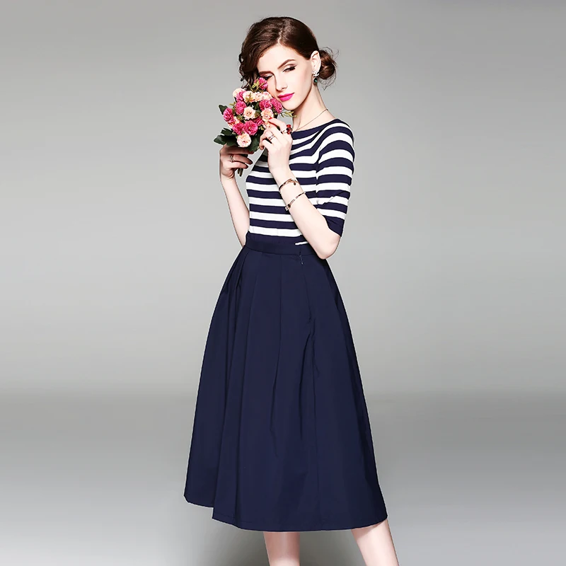 Женские костюмы в полоску трикотажные футболки и юбки комплект из двух предметов