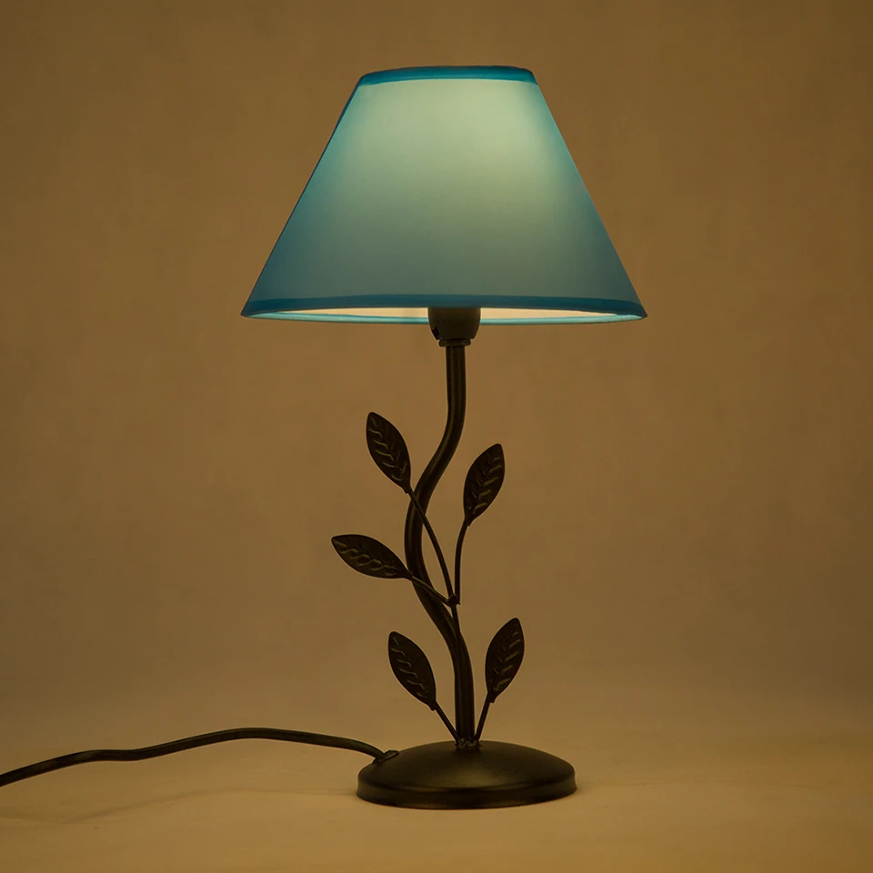 Original Design Table Light Five Leaf Shape Hot Selling Indoor Living Room Bedside Bedroom Decor Led Bulbs Desk Lamp | Освещение