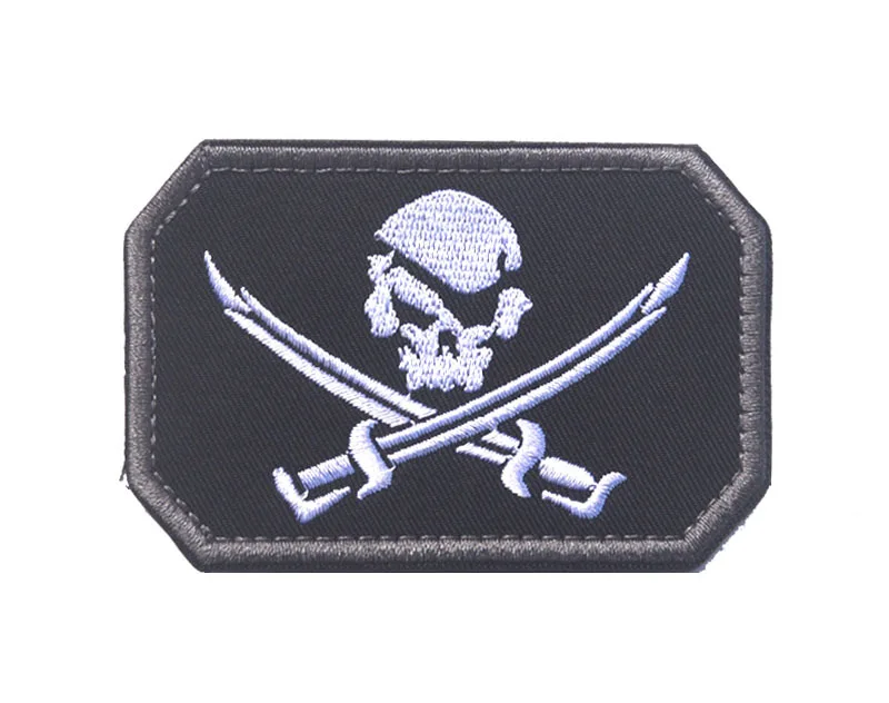 Jolly Rogers пиратский череп США ВМС Вышивка Аппликации значки эмблема военная армия см аксессуар обруч и петля тактический боевой дух - Цвет: NO.1