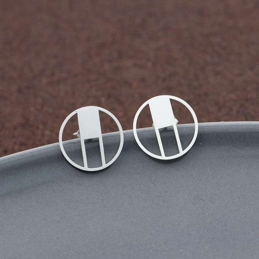 Золото Цвет с геометрическим рисунком виде незаполненного круга S серьги для