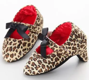 leopard Детская обувь для малышей; обувь на каблуке для новорожденных; балетная обувь принцессы с бантом для маленьких девочек; туфли на высоком каблуке - Цвет: leopard