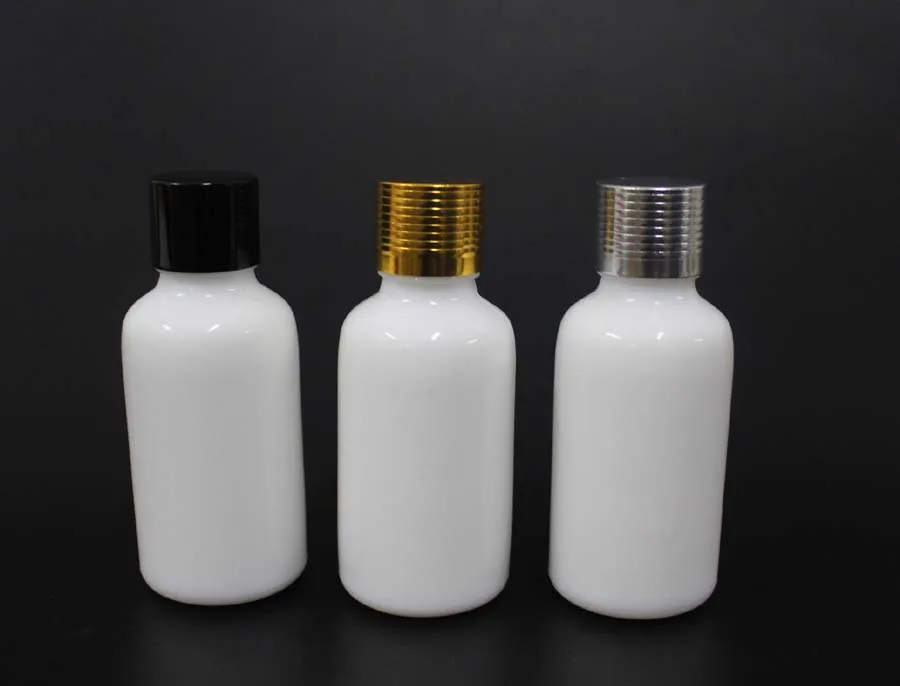 

30pcs 30ml porcelain white essential glass bottle with flat bottom cover and inner dripping sifter cosmetic packaging bottles