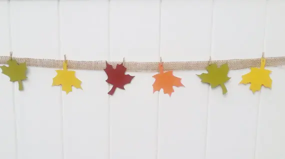 Гирлянда из кленовых листьев на День Благодарения | Дом и сад