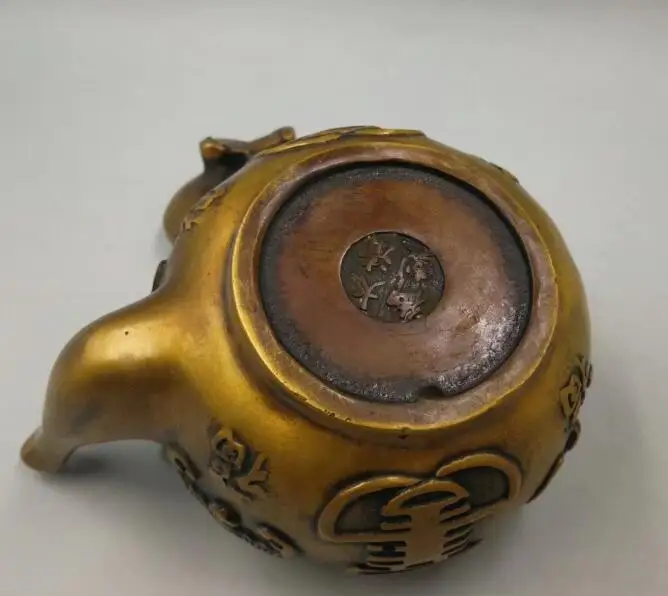 

Collect exquisite brass handicraft bat teapot
