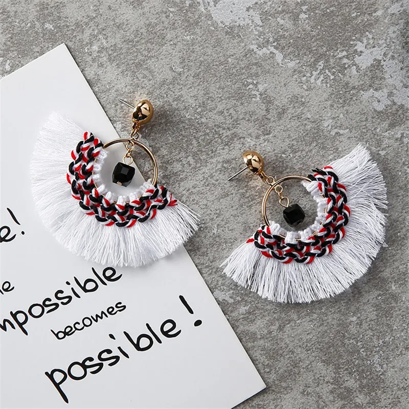 Любовь Элегантная Юбка с кисточкой Современные Серьги с падением Женщины Анти-золотистый Металлические Подвески Модные Украшения 2019 Год Подарок для девочек Новый он