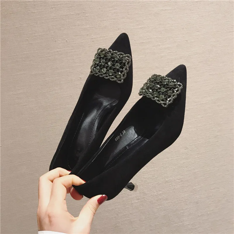 Женские туфли-лодочки из флока с острым носком на высоком каблуке | Обувь