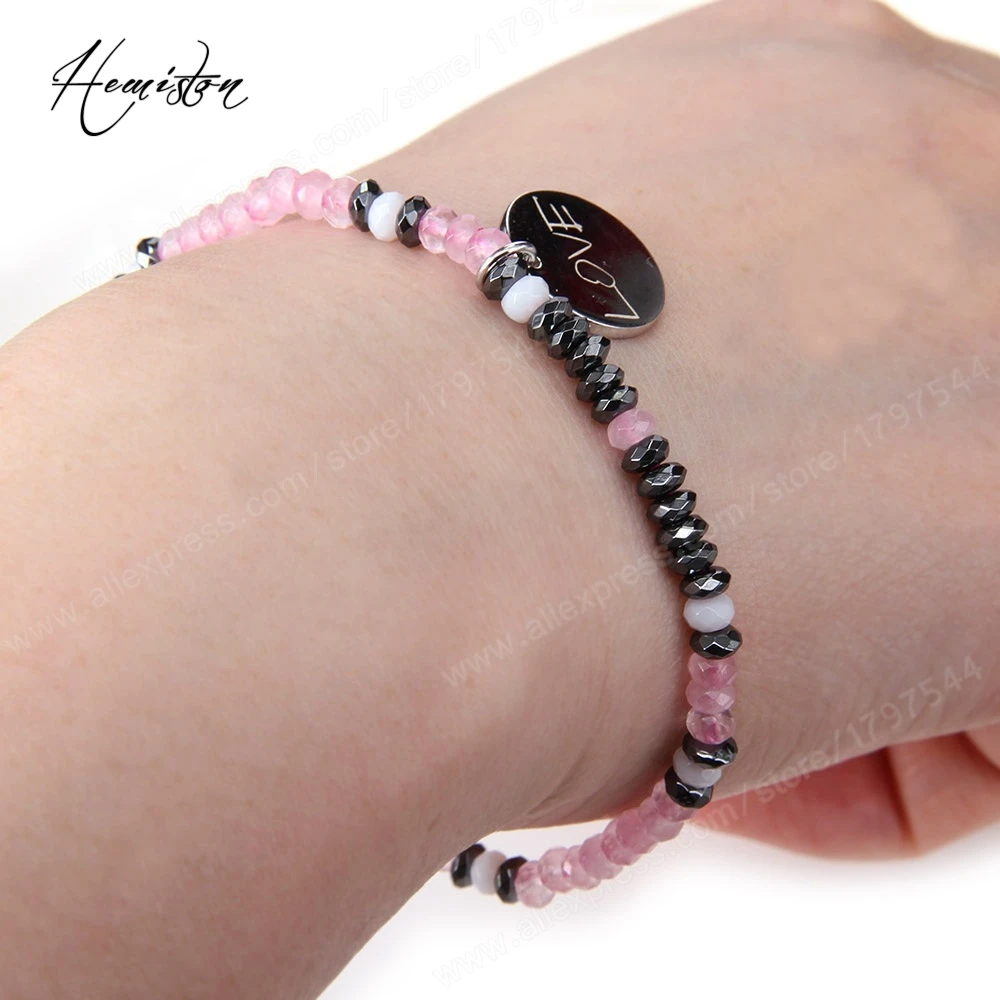 Гравировкой Томас и его красочные небольшой браслет из бусин с дисковым в виде