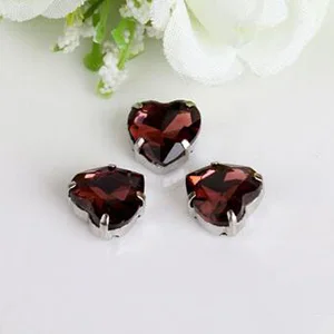 wine red 100 шт. 18 мм сердце свободно со стразами коготь Кристалл Стекло посеребренные Стразы пришить diamond Clear красные, черные AB Камни - Цвет: wine red