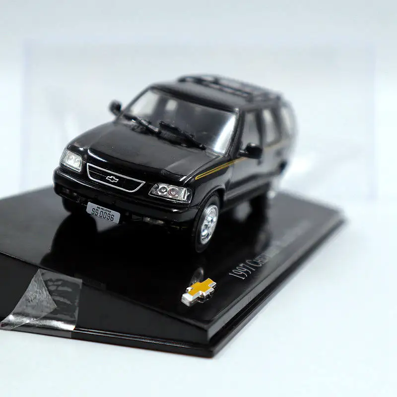 1:43 IXO Алтая 1997 Chevrolet Blazer Executive Diecast Модели Ограниченная серия