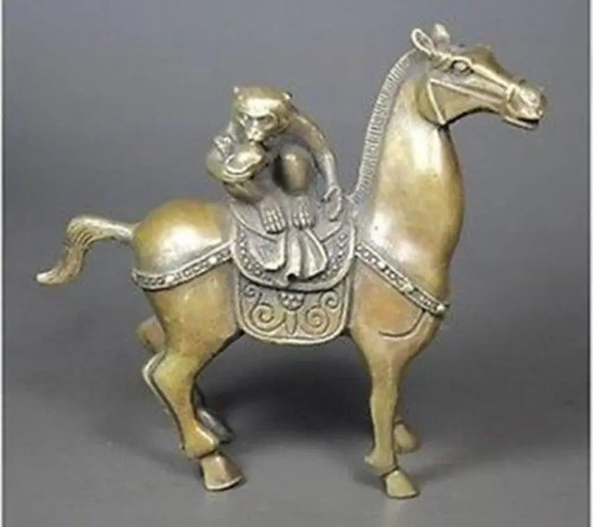 

Китайская старинная латунная Статуэтка на лошади