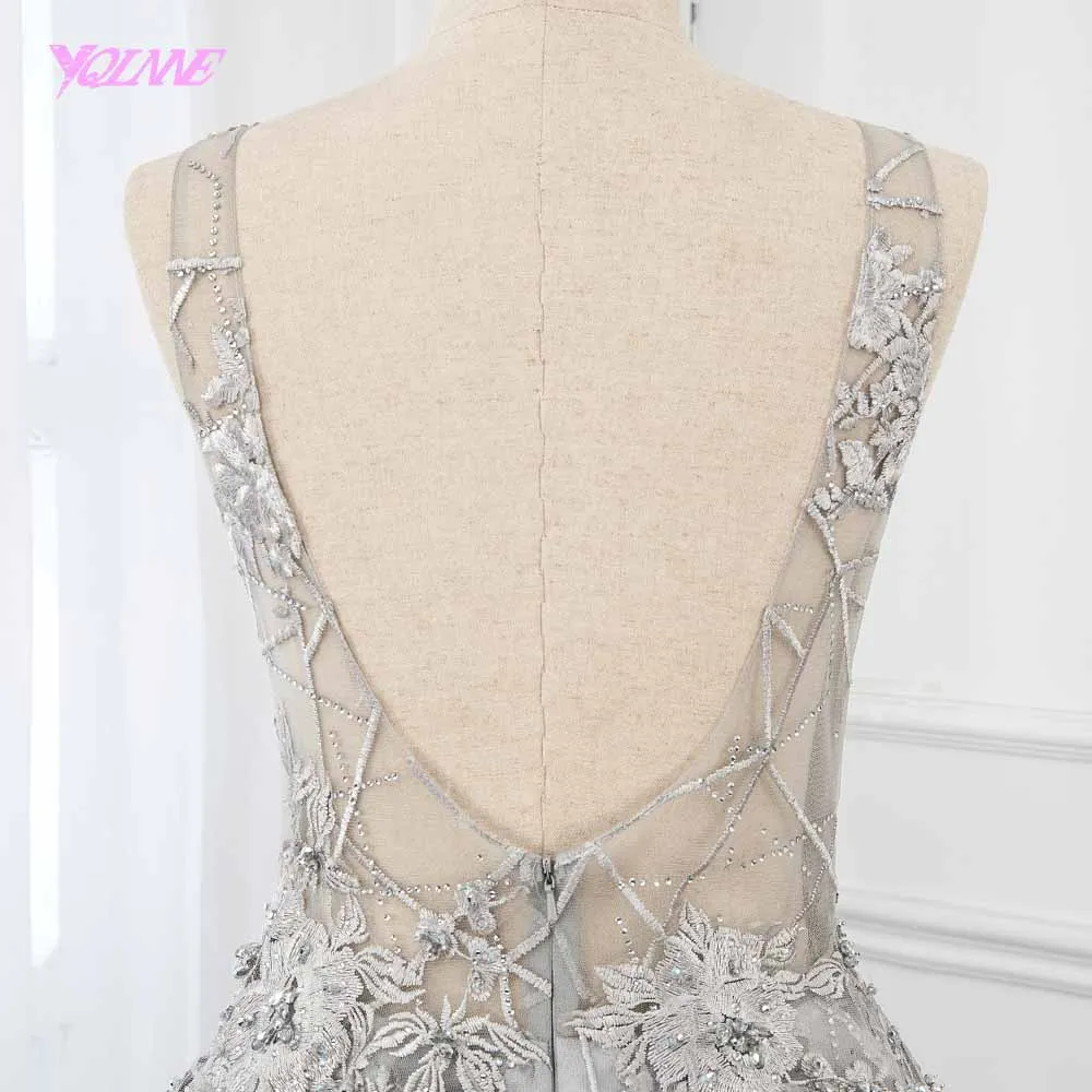 

2019 Vintage Silver Lace Evening Dress Ball Gown Sleeveless Formal Dress Backless YQLNNE