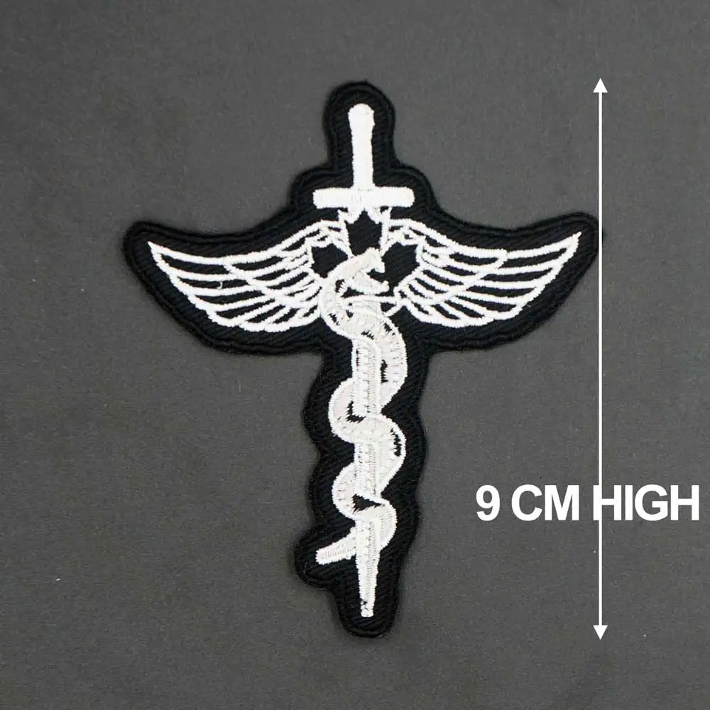 Змеиная меч с крылом вышитые Панк байкерские нашивки Одежда Наклейки Аксессуары