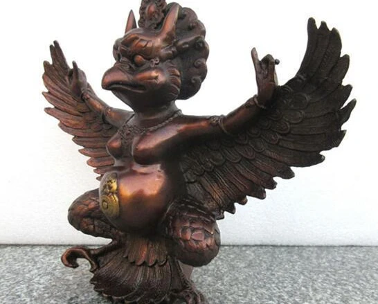 Коллекционная медная позолоченная фотостатуя счастливой модели тибетского