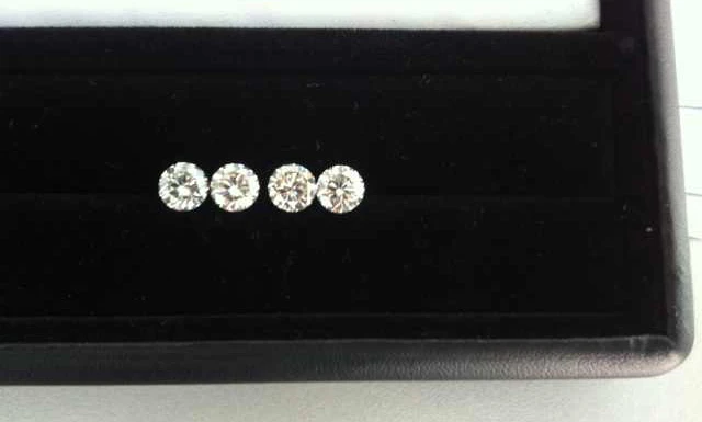 VV1 прозрачный дизайнерский 0.5ct подлинный сертификат свободный цвет диаметром 5 мм