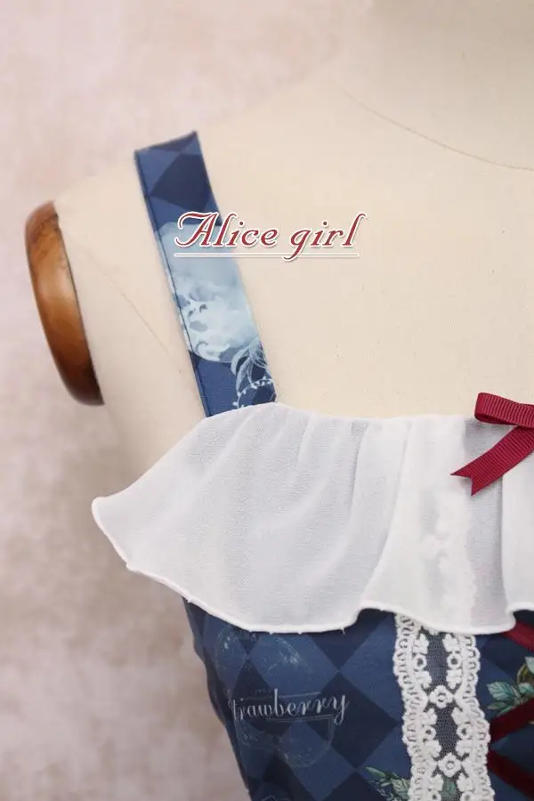 Платье в стиле Лолиты с принтом клубники и кролика; JSK; платье Alice Girl