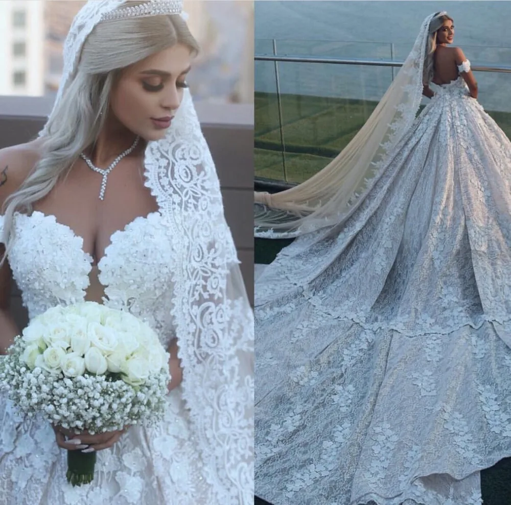 

Gorgeous Dubai Arabic Wedding Gowns Lace Appliqued Luxury Long Train Bridal Gowns Bride Dress Custom Made Vestido de noiva