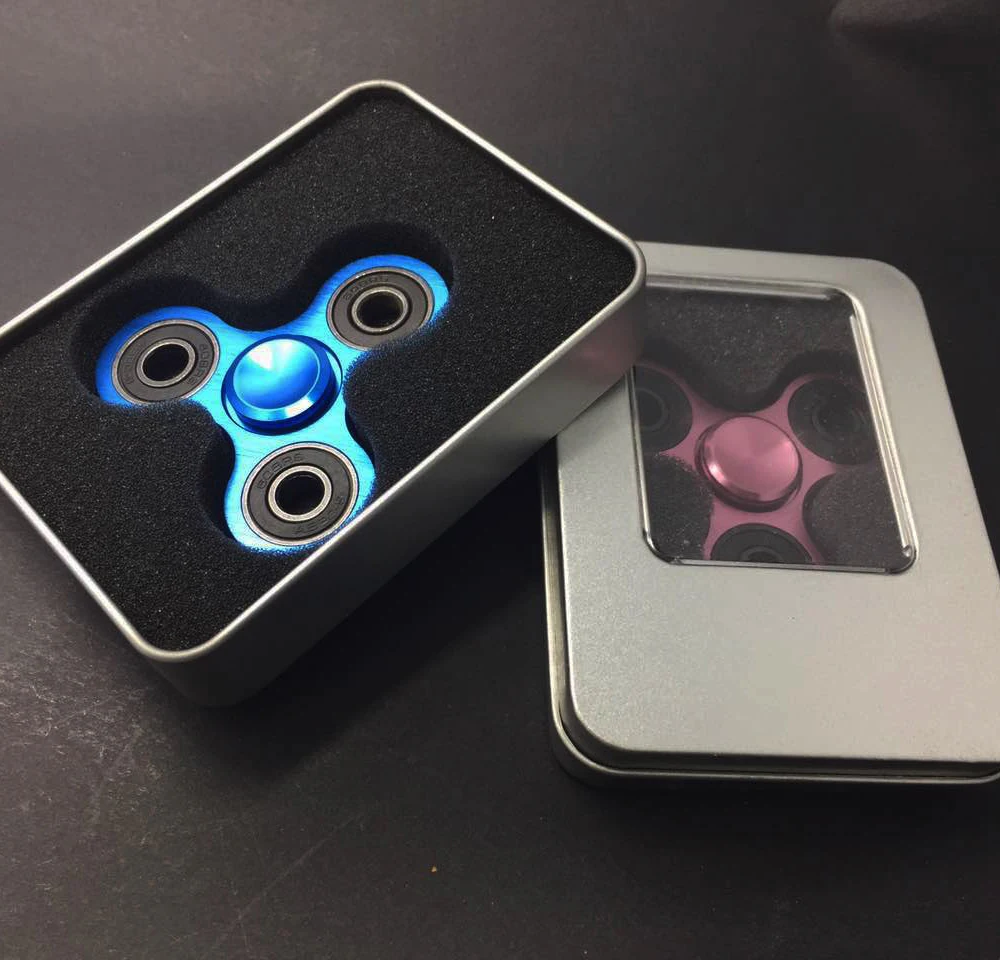 50 шт. новая игрушка для непосед палец Spinner металл стресс Tri Металлический