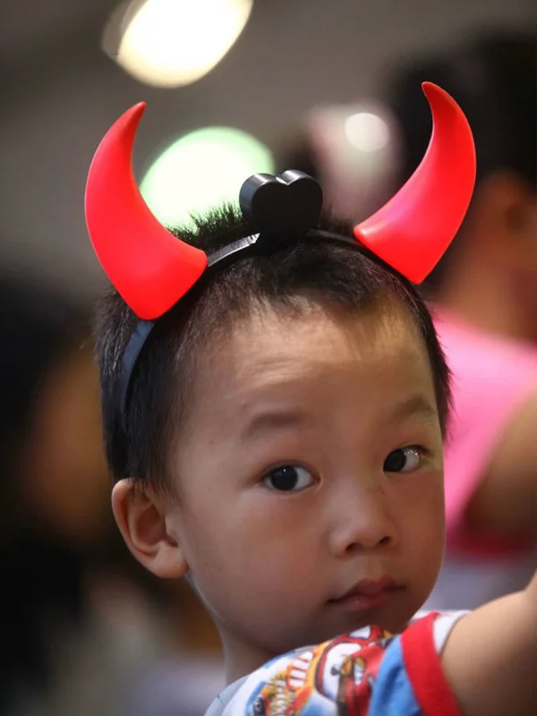 

2021 Hot Sell Gags & Practical Jokes Light Head Band Horn Lamp Concert Supplies Party Decoration Hoop Hair Toys Novelty Gag 2021