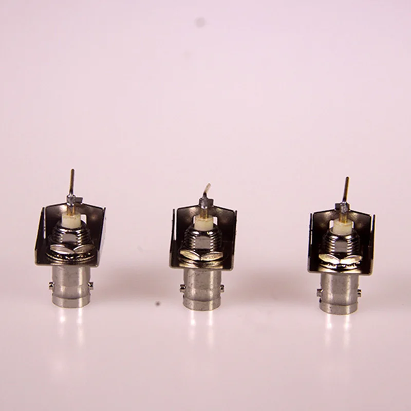 BNC FEMALE CHASSIS MOUNT PC BOARD PCB Mount Female Center Solder Right Angle Chassis Connector 4pcs/lot | Строительство и ремонт
