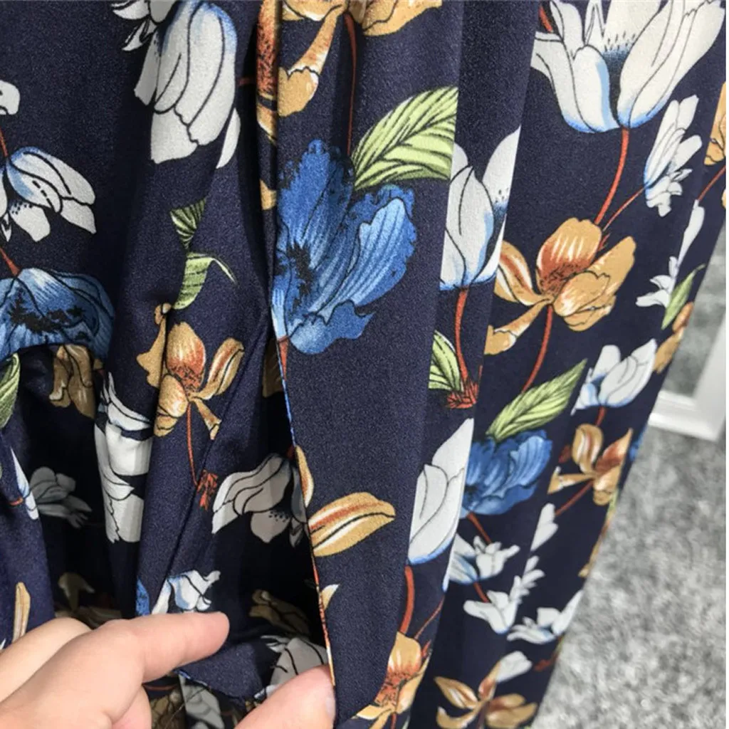Muslim dress Islamic clothing Hijab Summer Small Floral Trumpet Sleeve Embroidery Elegant Swing Dress D300408 | Тематическая одежда