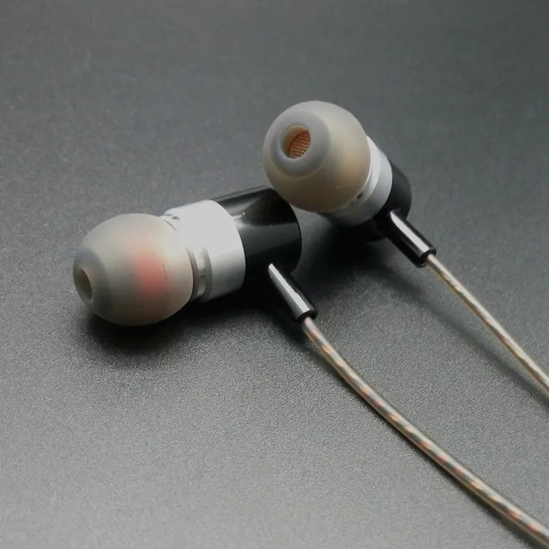 RY1X enthusiast bass ear earphones All metal manufacturing 10MM shocking sound quality HIFI 5N crystal copper wires earphone | Электроника