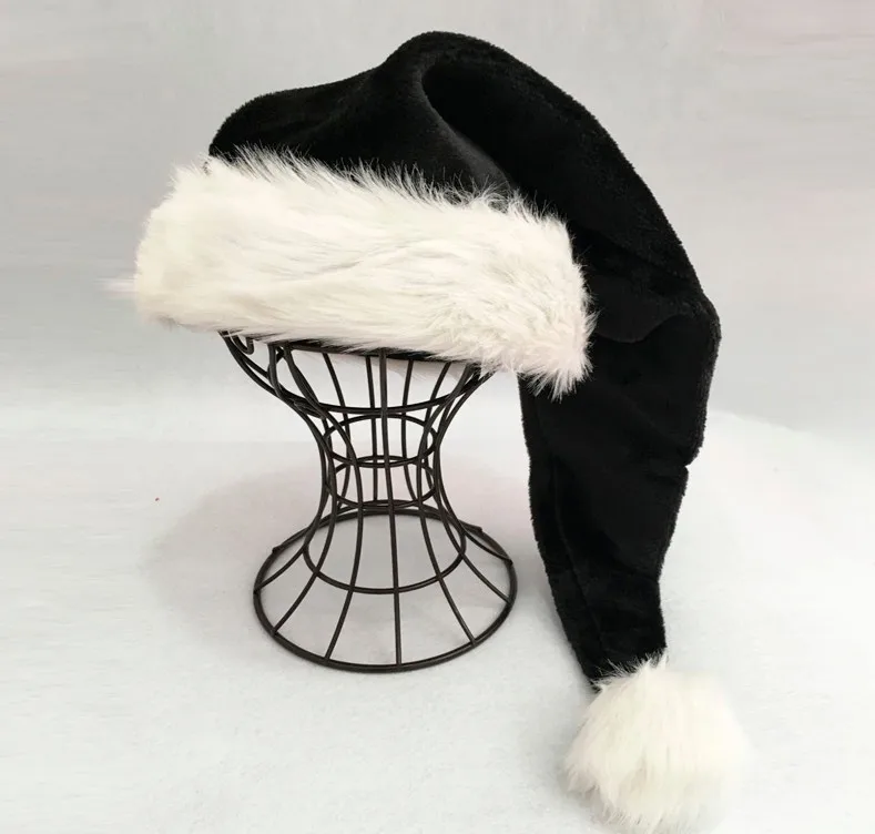 

Черно-белая плюшевая шапка Atceawit