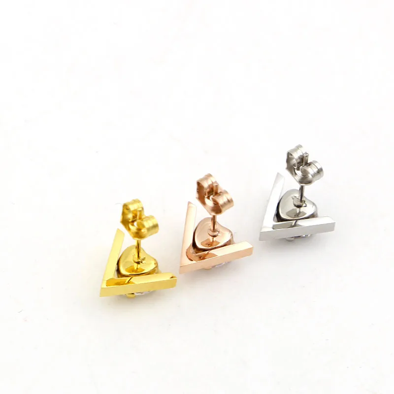 Классические женские свадебные серьги-гвоздики из титановой стали с V-образным