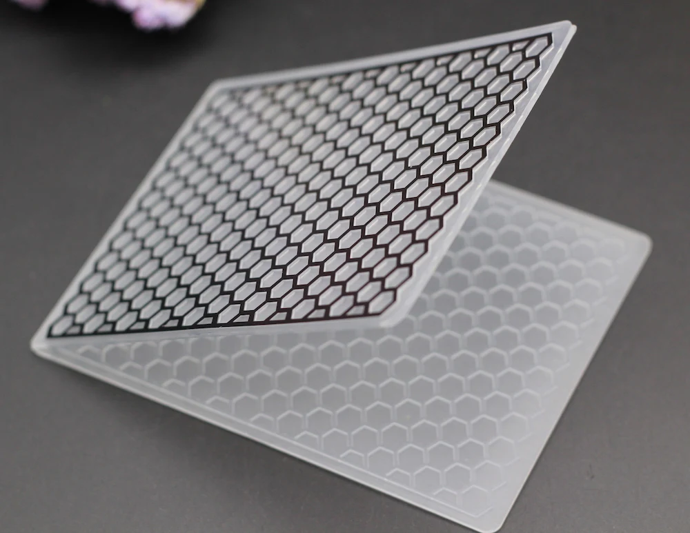 Пластиковая папка для тиснения сотовая Геометрическая фигурка прозрачная