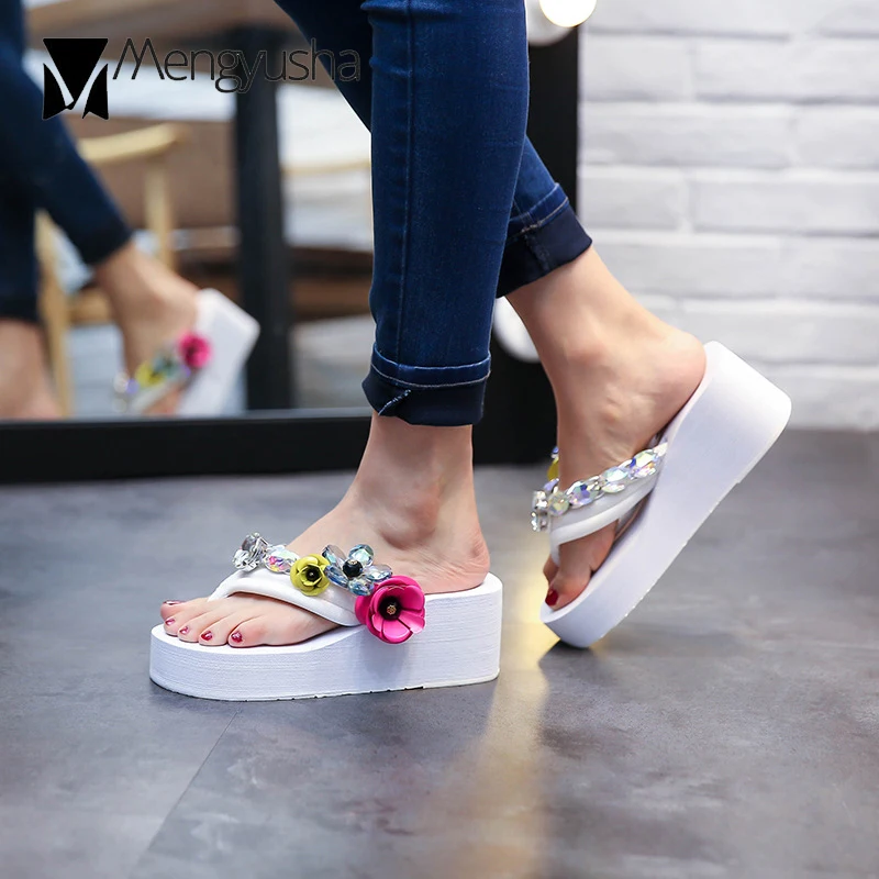 Лето сладкий цветочный пляжные шлепанцы женские Кристалл украсить Тапочки на