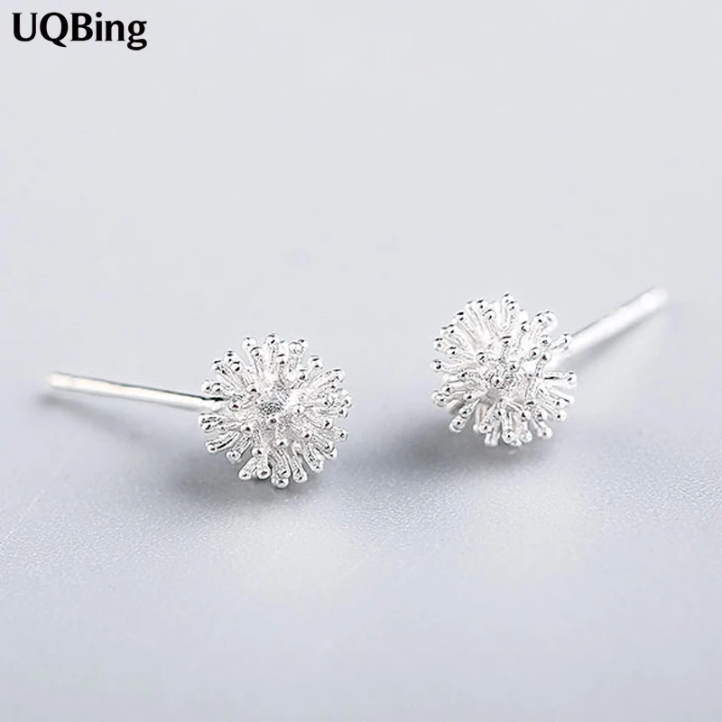 

Женские серьги-гвоздики из серебра 925 пробы