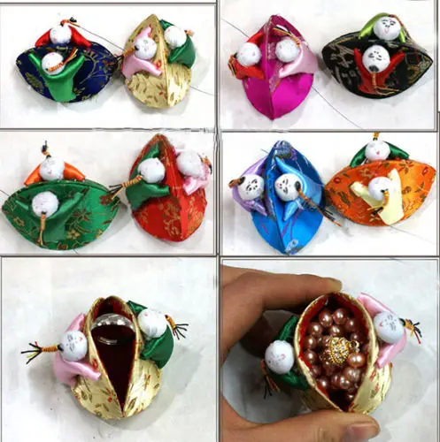 Wholesale 7*5cm 10Pcs Chinese Handmade Vintage Silk Jewelry Boxes With2cute Baby Dolls | Украшения и аксессуары
