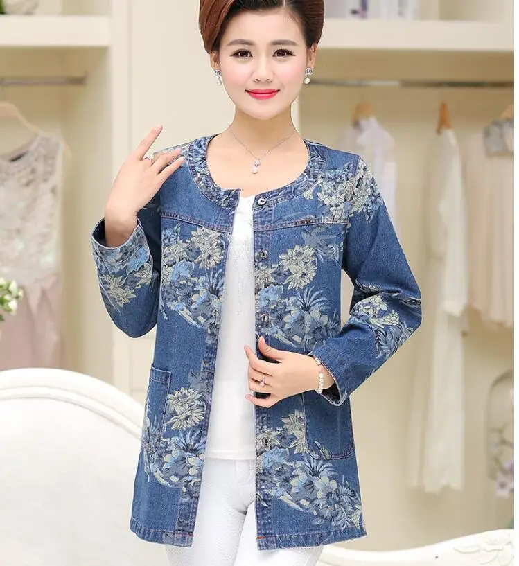 Женская джинсовая куртка с длинным рукавом и принтом больших размеров весна 2020 |