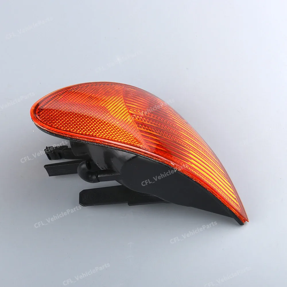 Угловой светильник RH с индикатором парковочного сигнала янтарный 63136902766 для BMW 3