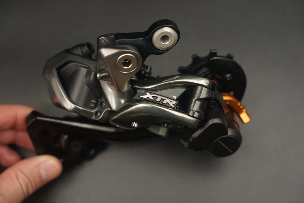 Shimano XTR M9050 | Di2 Shadow RD + задний переключатель (11 скоростей) MTB велосипедные