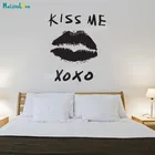 Художественные настенные наклейки Kiss Me, наклейки для обоев, домашний декор для интима, девушек, спальни, самоклеящиеся виниловые красивые настенные подарки YT221