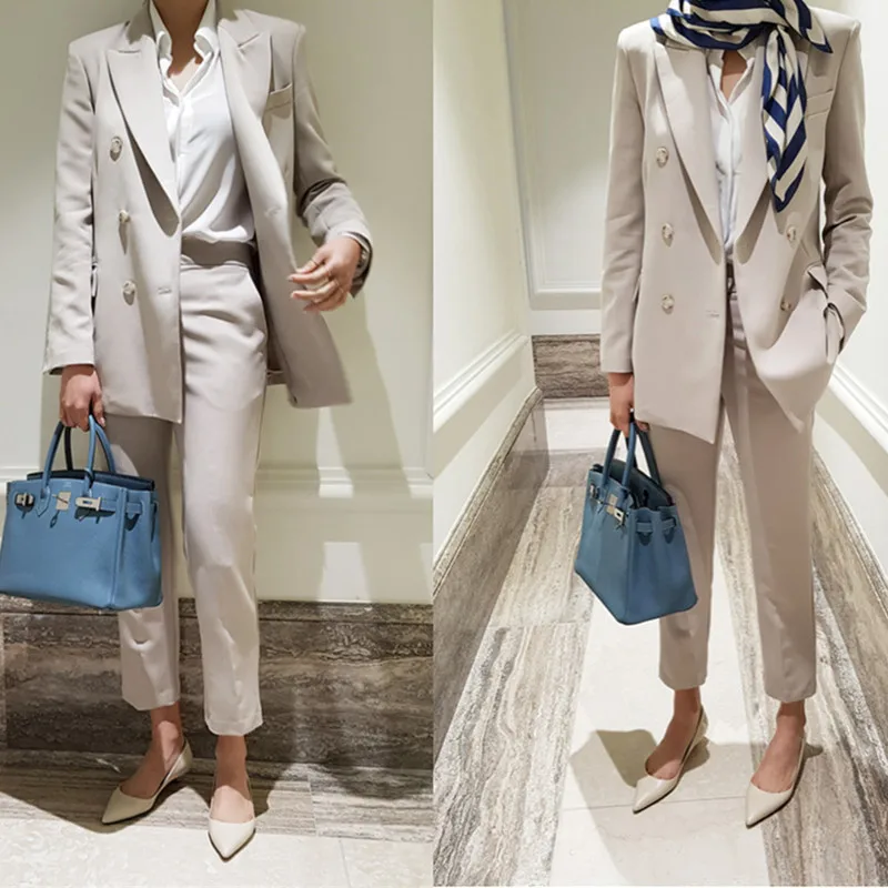 Новый модный розовый костюм на весну и осень Женская Высококачественная Черная