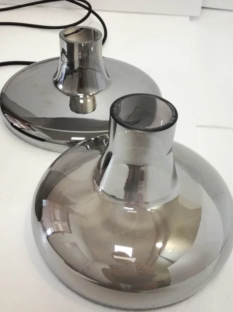 Винтажный стеклянный подвесной светильник серого цвета прозрачный янтарный