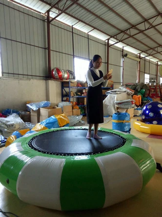 Красочная надувная прыгающая кровать из ПВХ брезента 2*2*0 45 м для детей и взрослых